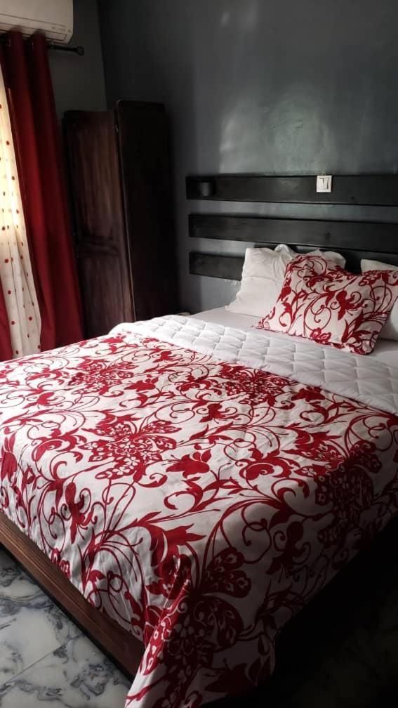 Sunrise Center Bonapriso 111 Hotel Douala Eksteriør billede